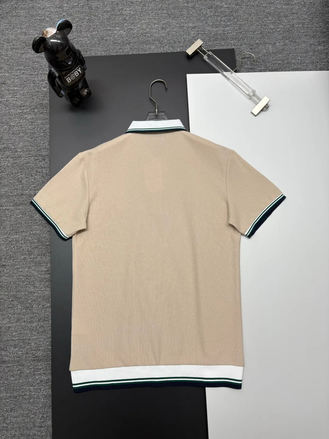 CASABLANCA New Arrival embroidered Polo shirt, original fabric, official Same Style, made of pure cotton pique fabric, customized vat-dyed fabric, feels very comfortable and smooth, very wide and stylish, produced by the first-line brand Factory, imported Behringer embroidery machine, embroidery is full and textured, collar and collar ribs are woven with imported yarn, does not deform after long-term wear, the latest New Arrival style in spring and summer, fashionable and individual Super Versatile, a good-looking one. It is very suitable for both men and women. It is a must-have for everyone. Color: Black White, Apricot, Blue Khaki Size: M-3XL